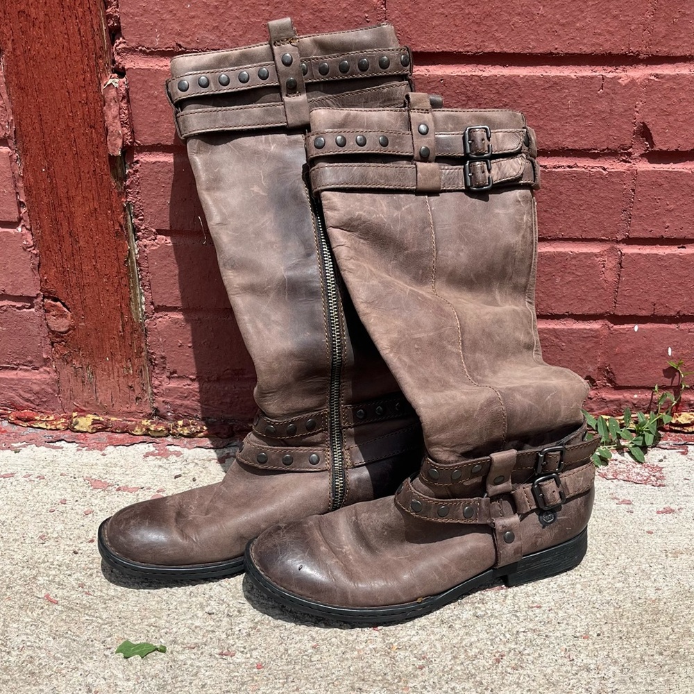 Born boots